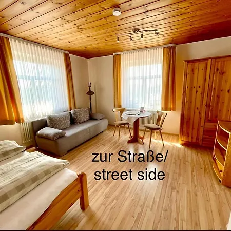 Landgasthof Linde Hepbach, & Restaurant * ماركدورف